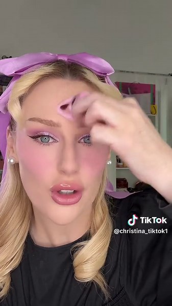 Huda Beauty Ube Collection Makeup Tutorial