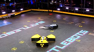 💥机器人格斗传奇之王Tombstone名场面合集！暴力美学炸裂全场🔥 | BattleBots机械争霸赛高能剪辑！