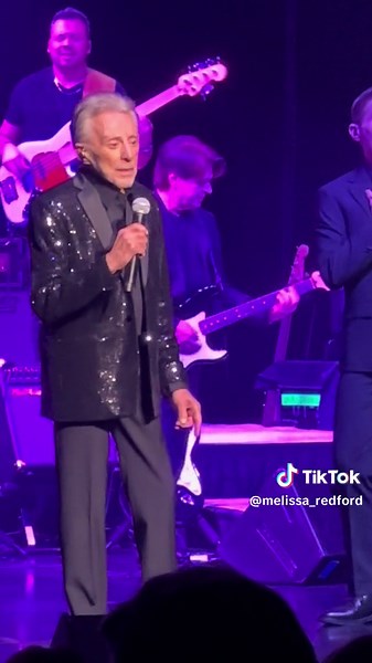 90-Year-Old Frankie Valli Performs 'Dawn' at Westgate Las Vegas Concert