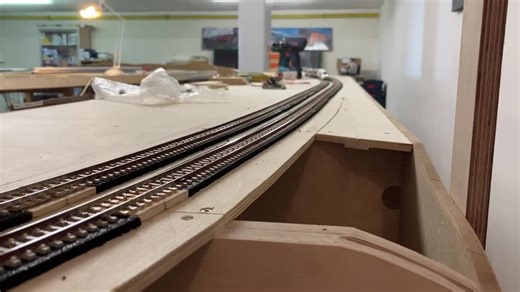 MEF Kinzigtal e.V. on Instagram: "Zwei ICE Verlaro, BR407, auf Monalina. Im späteren Fahrbetrieb soll diese Traktion ein fester Bestandteil des eingesetzten Fahrzeugparks werden. #MonaLina #modellrailwayh0 #modellrailways #monalina #modelleisenbahnen #modelleisenbahner #modelleisenbahn_h0 #modelleisenbahn #modelleisenbahnh0 #modellrailway #monalina #fernverkehr #1zu87 #rococc"