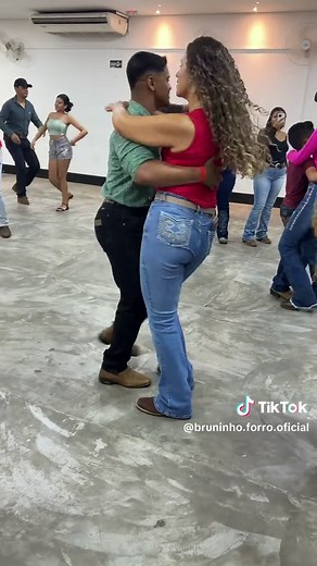 Eitah Piseirão Brabo em Patos de Minas