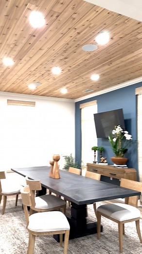 Check out our work at the beautiful Shadow Creek West Apartments! Their clubhouse and pool areas are one of a kind-with their audio and video equipment set up by us! #qis #quantumintegratedsolutions #clubhouse #livinginjackson #tennessee #surroundsound #securitysystem #mountedtv | Quantum Integrated Solutions, LLC