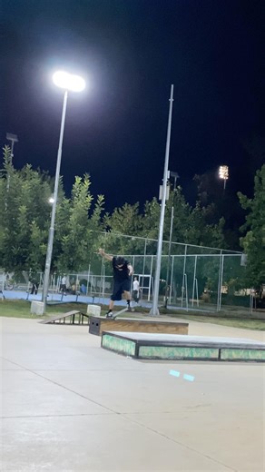 Young Raida una pasada por el park de Rancagua #skateboarding #skate #skateisfun