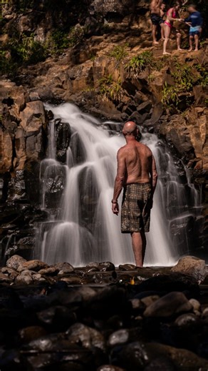 🌿 Ever dreamed of swimming under a Maui waterfall? 💦 Our Easy Waterfall Walk & Swim Tour is perfect for families and first-time adventurers. Just 1 mile round trip, 3 hours, and packed with rainforest magic: splash in pools, jump (optional!) from 10-foot ledges, and soak up stories from our expert guides who make Maui come alive. 🌺 ✨ Great for ages 6 ✨ Family-friendly pace ✨ Waterfalls, rainforest, and culture in one unforgettable morning Spots fill fast — hit the link in bio to reserve your 