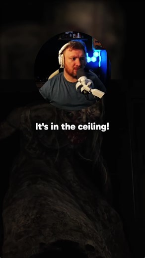 Don't Look Back! The Ceiling Monster #residentevil #scarygame #gamingclips #panicmode #ClipGPT #streamladder