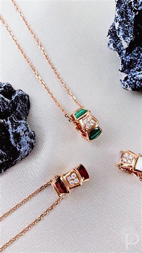 Serpenti Viper Collection, Rose Gold 18K. สอบถามเพิ่มเติม คลิ๊ก link ด้านบนโปรไฟลฺ เพิ่อแอดไลน์ได้เลยค่ะ #สร้อยงู #SerpentiViper