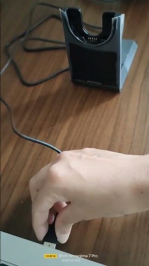 How to charge Plantronics Bluetooth Headphones/ Headset