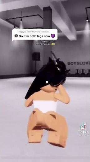 Roblox slut twerking