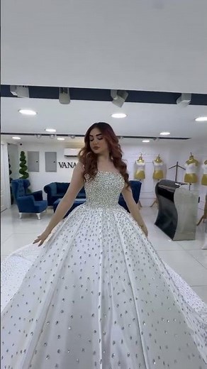 Most expensive dress primium clothes #wedingcollection #weddingclothes