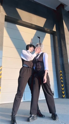 Lyara 🧃 on Instagram: "🐰 #alienstage #alnst #ivantill #ivancosplay #tillcosplay"