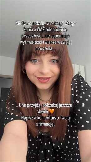 Rok konia przyniesie ogrom zmian. Zmian, które nie będą miały na celu Cie skrzywdzić, a doprowadzić do Twojego marzenia.⚡️🥹 Będzie szybko i intensywnie, a każda kobieta gotowa wejsć w Ten proces dojdzie tam gdzie pragnie 🔥 Więc jeśli chcesz dowiedzieć się jak przejść przez ten pęd wydarzeń ze spokojem i uśmiechem na ustach wpadaj na masterclass WKURW!ONA ⚡️🔥 Ps tylko do 15.02 w super cenie lunk w BIO lub napisz do mnie #kobietamocy #astrologia #nowyrok #tarocistka #marzenia