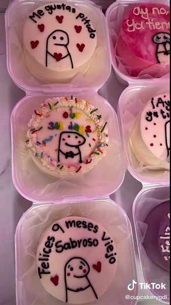 Mini Lunch Cakes for Lunchbox Ideas