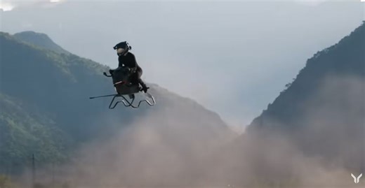 Star Wars-style FLYING 'speeder bike' can zoom around skies at over 60mph