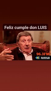19 de Diciembre de 1935 - Nace Luigi Landriscina, en Colonia Baranda, Provincia de Chaco. Actor y humorista famoso por su estilo narrativo y su humor basado en los usos y costumbres regionales del país. También recitador y compositor musical folklórico. Séptimo de ocho hermanos nacidos del matrimonio de italianos que conformaban Luigi Landriscina, albañil, y Filomena Curci, ambos de Trinitapoli, Foggia. Su madre muere al dar a luz al último de sus hermanos y Luigi pasó a ser criado por sus padri