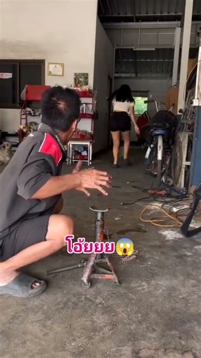 รู้นะวิ่งไปทำอะไร #คลิปตลก#comedy#funny #entertainment #motorcyclemaintenance#motorcycleservice