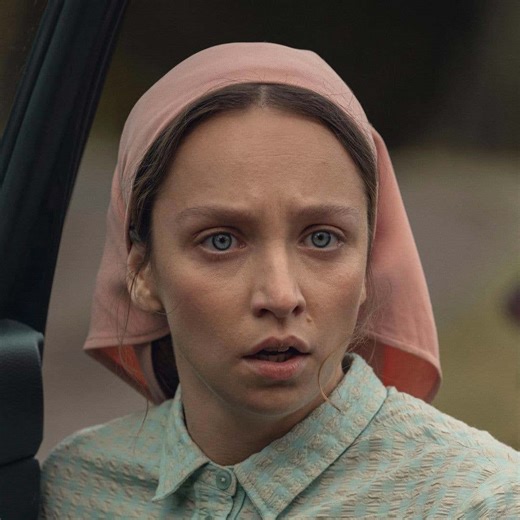 Netflix viewers 'transfixed' on 6-part cult drama: 'This is edge-of-your-seat viewing'