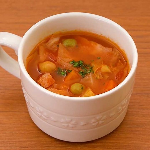 トマト缶を使って♪ ミックスビーンズでミネストローネのレシピ動画・作り方 | デリッシュキッチン