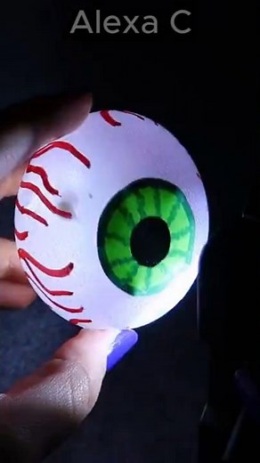 🎃Tutorial not to be followed: Halloween Eye with Nano Tape || It's easy, they said 😒
