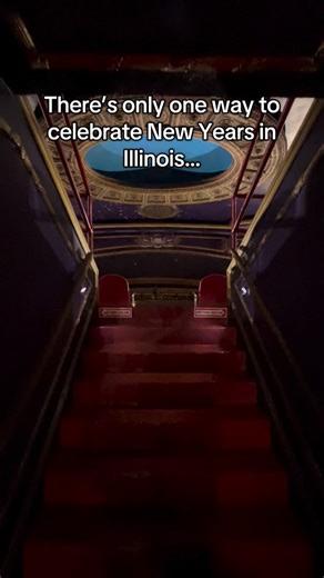 come rave in a theater | REDLINE