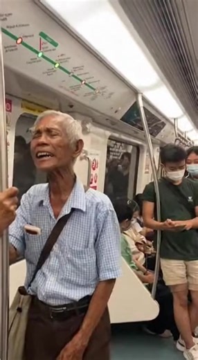 POV: Morning MRT but uncle doing full concert 🎤😂 #fypシ #singapore
