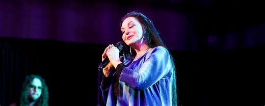 On This Day in 2007, an Escaped Fugitive Stole This Famous Country Singer’s Tour Bus and Inspired Not One, But Two Songs