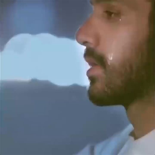 Chapter 1 The director called'Cut'three times,but my celebrity husband continued to embrace his childhood sweetheart affectionately. As his assistant,I kindly reminded them,but the childhood sweetheart burst into tears,claiming she was too deep into the role. In front of the entire crew,my husband scolded me,saying that my eyes and heart were so dirty that I saw filth in everything.That night,the paparazzi caught the two of them entering and leaving a five-star hotel together. In the past,I woul