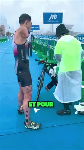 Le Triathlète Sans Bras Défie l'Impossible ! - #ForceDeVivre"🏊‍♂️🚴‍♂️😱