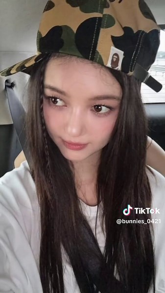 まじで小顔すぎる #ダニエル #DANIELLE #Newjeans ✧• ─────── •✧ 〈@𝐁𝐮𝐧𝐧𝐢𝐞𝐬 🎱🏁 〉 #おんりー☝🏽🖤 ⋆͛*͛ #⃣私のばにだよ取らないでね ✧• ─────── •✧ 𓊆@凛. 𓊇 大好きすぎるのよ 【@ﾋﾅ🧃 @くれあ.𐙚 @ﾆ ｺ“̮ @𝗛𝘆𝗲𝗶.ᐟ✩⃛ೄ @yuna @じゅんくん🐻‍⸝꙳ 】