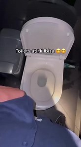 The bathrooms in Ibiza 😳 | Techno TV
