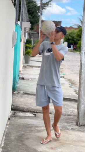 Lukas Louhan on Instagram