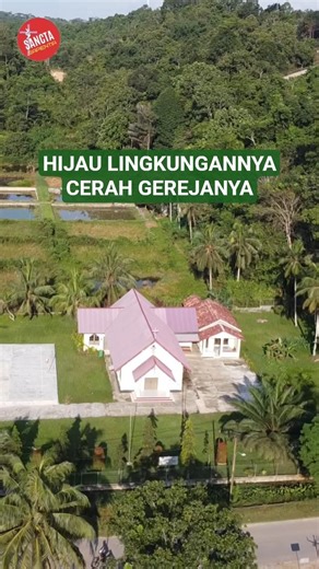 Hijau lingkungannya, cerah gerejanya #shorts
