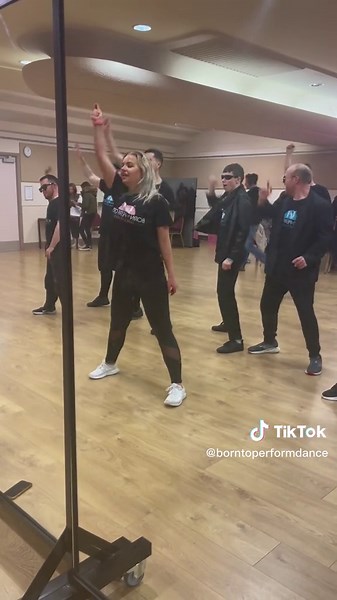 GREASED LIGHTNING ⚡️#danceschool #dance #inclusivedance #dancefamily #borntoperform #danceschoolfun #grease #greaselightning