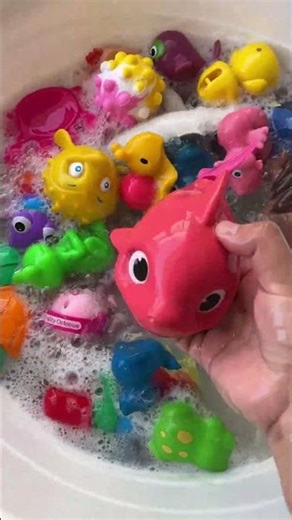 Sea Animal Names & Fun Facts | Ocean Toys for Toddlers and Preschoolers #oceananimals #earlylearning