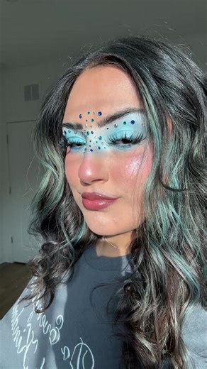 🥶 #type1diabetic #makeupinspo #makeuptok #makeup #makeuplooks @Glamlite @ColourPop Cosmetics @elfcosmetics @NYX Professional Makeup @Maybelline NY