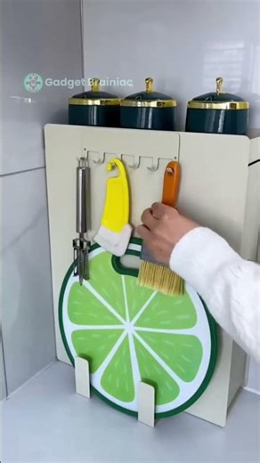 Kitchen countertop with drawers and rack