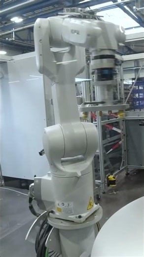 Intelligently programmed robots assemble supercomputers