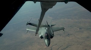 10K views · 212 reactions | U.S. Air Force KC-10 Extender aircrew assigned to the 908th Expeditionary Aerial Refueling Squadron refuel two F-35A Lightning IIs assigned to the 4th Expeditionary Fighter Squadron after taking off from Al Dhafra Air Base, United Arab Emirate. The KC-10 and its crew performed the first aerial refueling combat sortie for the F-35A Lightning IIs assigned to the 4th Expeditionary Fighter Squadron. | Military Leak | Facebook