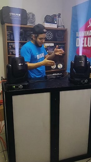 5.8K views · 113 reactions | Controlando robóticas TETRA120 con antenas DMX VIDEO COMPLETO en nuestra página ILUMINACION DELUXE - 8113706999 ¡Envíanos un mensaje con mucho gusto te daremos todo el asesoramiento que necesites! | ILUMINACION DELUXE | Facebook