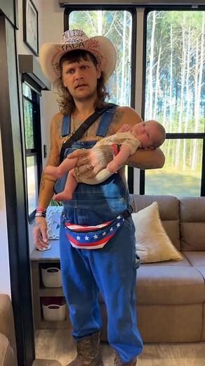 Life is never boring with a goofy husband 😂🤣 #funnyhusband #couplescomedy #argument #prank #husbands funny pranks wife prank on husband to see his reaction 😂 | Thecrazyhillbillygaming