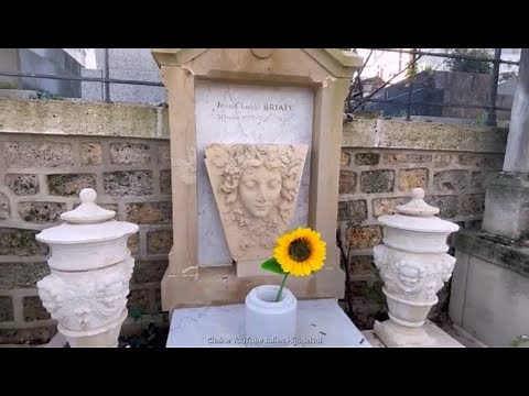 Tombe de Jean Claude BRIALY cimetière de Montmartre, Paris