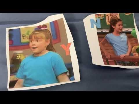 Barney Aleph Bet Alphabet Magic Walk Alphabet [Hebrew]