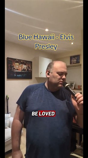 Blue Hawaii - Elvis Presley (Short)