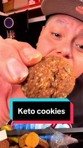 Delicious Keto-Friendly Sugar-Free Cookies Review