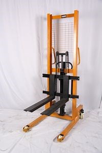 [Hot Item] Manual Vertical Lifter 1.6m Lift 3000kg 3t Forklift
