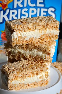 Copycat Rice Krispie Treat Ice Cream Sandwiches 🤤 Might need to make the chocolate ones next 🍫👀 Find the full recipe on my website! 🔗 https://thesqueakymixer.com/copycat-rice-krispie-ice-cream-sandwiches/ | The Squeaky Mixer