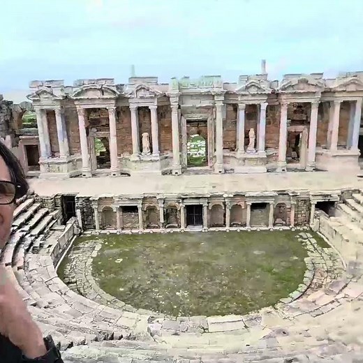 Exploring Hierapolis Roman Theater, Turkey, Guide of Ephesus from Luis P. 🇹🇷
