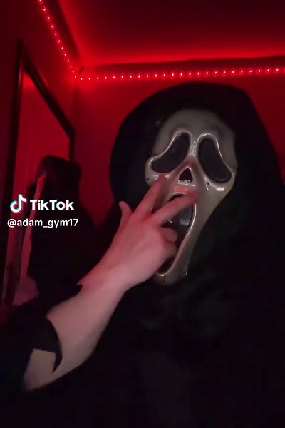 #ghostface #biceps #fyp #maskedmen #realtionship