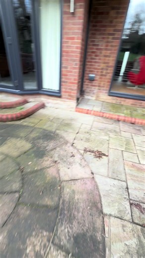 Efficient Patio Cleaning Tips for Summer Readiness