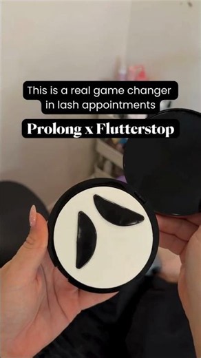 Working with Fluttering Eyes? Try This Lash Tech Hack