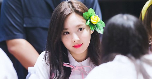 How To Attend A Fansign And Meet Your Favorite K-Pop Idols